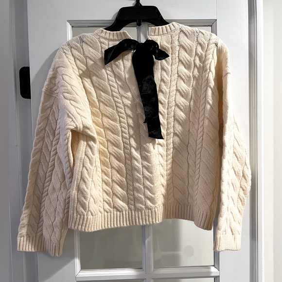 NWT! Great Xmas Gift! J Crew Cable knit sweater w/black satin tie in back. XS - Picture 2 of 4